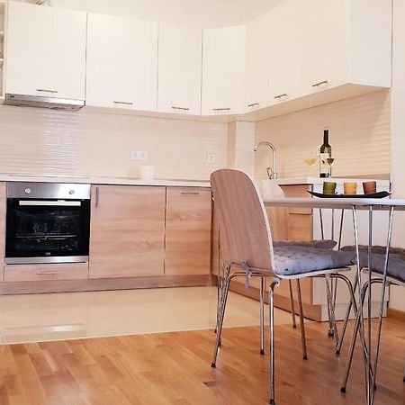 Apartman Lukana Banja Luka Exteriör bild