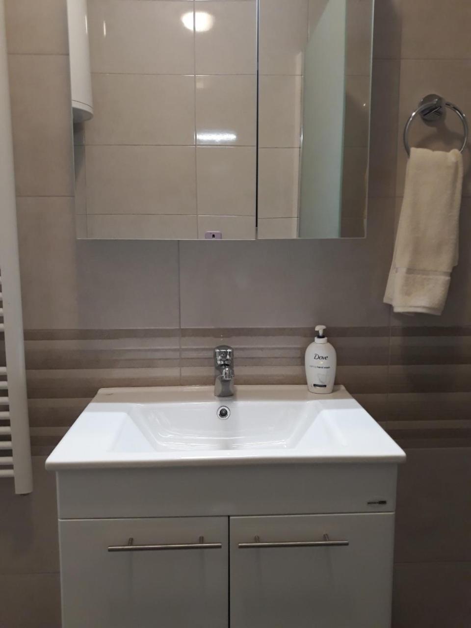 Apartman Lukana Banja Luka Exteriör bild