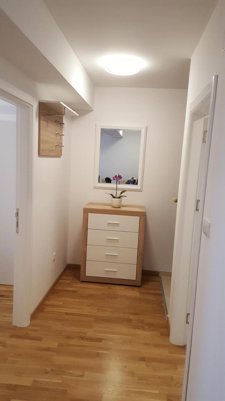 Apartman Lukana Banja Luka Exteriör bild